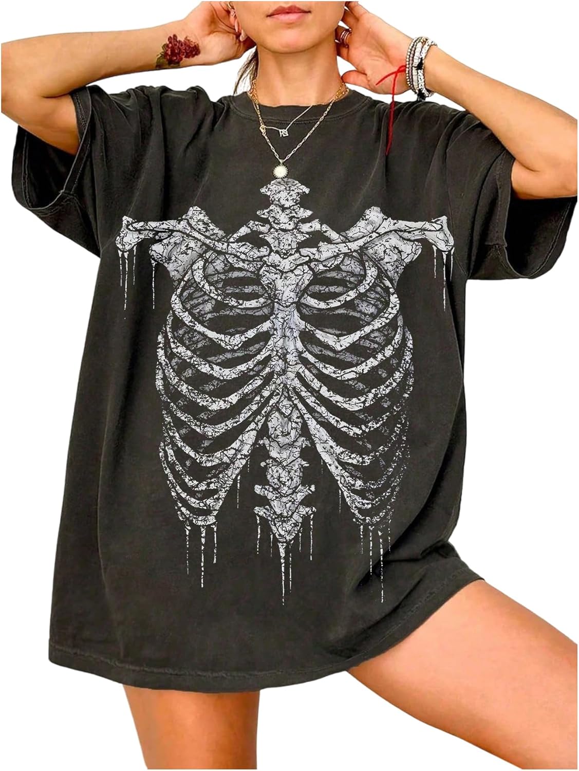 Women's Skeleton Graphic Tees Gothic Short Sleeve Oversized T Shirt Crewneck Vintage Summer Grunge Tops Streetwear
