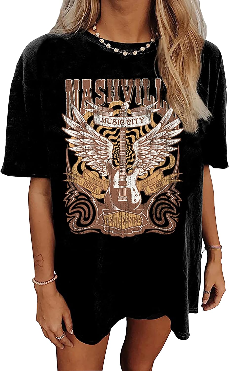 Nashville Music City T-Shirt Women Country Music Oversized Shirts Rock Band Tshirt Vintage Guitar Wings Graphic Tees(Black,Medium)