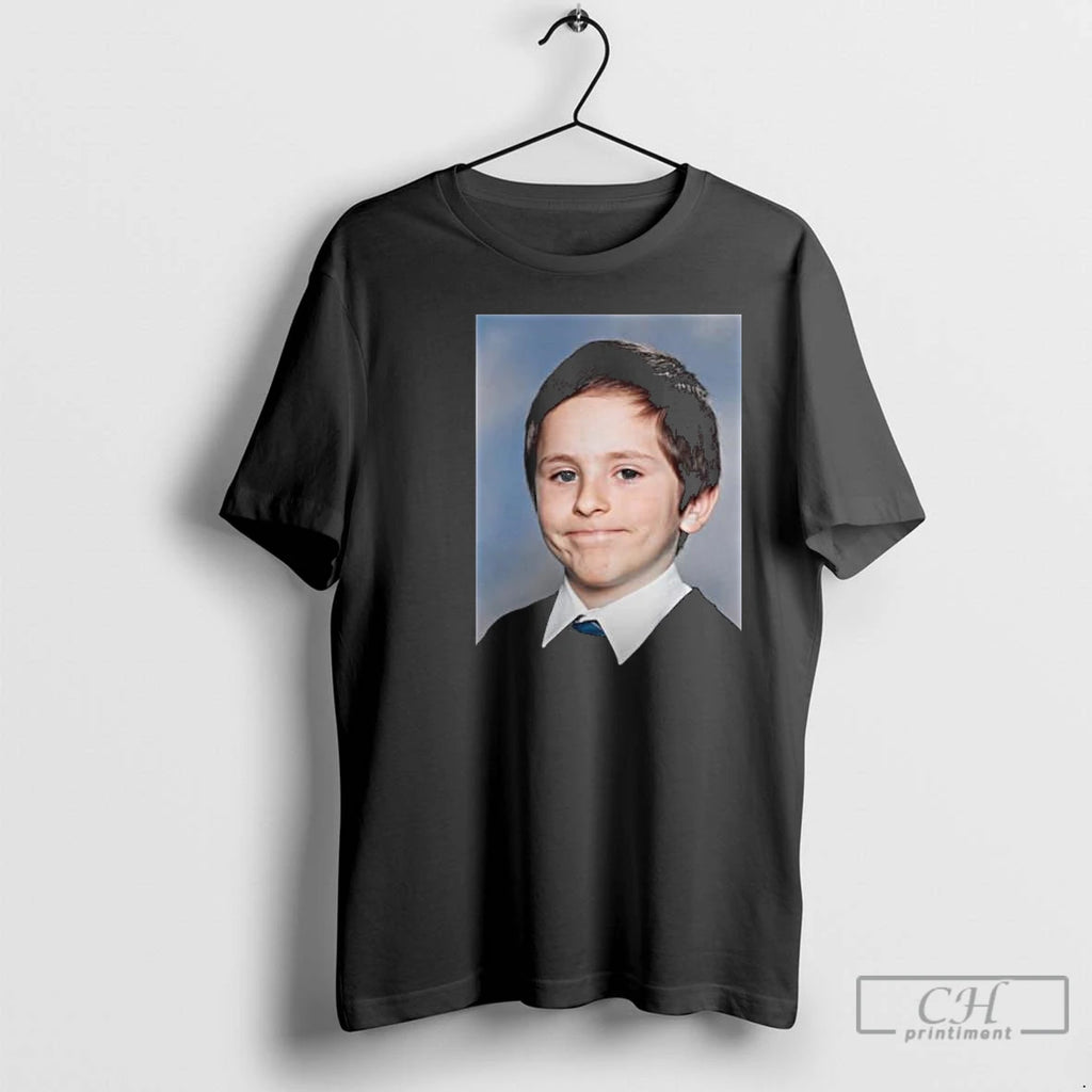 Classic Awkward White People Smile Meme Coin Circle Black T-Shirts, Hoodie, Sweatshirt | PopFlextees.com