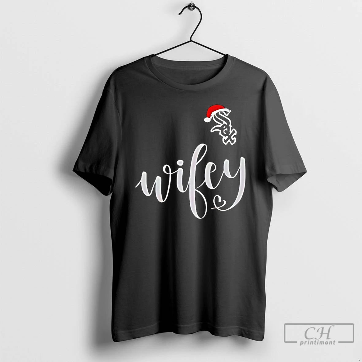 Classic Wifey Chicago White Sox Santa Hat Merry Christmas T-Shirts, Hoodie, Sweatshirt | PopFlextees.com