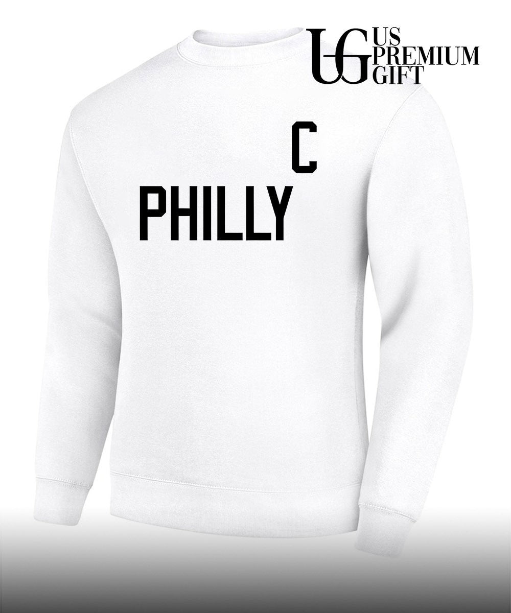 Dave Portnoy wearing PHILLY C shirt