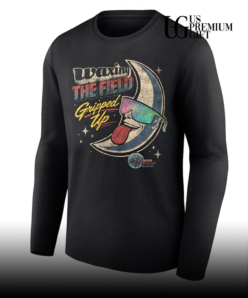 Moon waxing the field gripped up vintage T-shirt