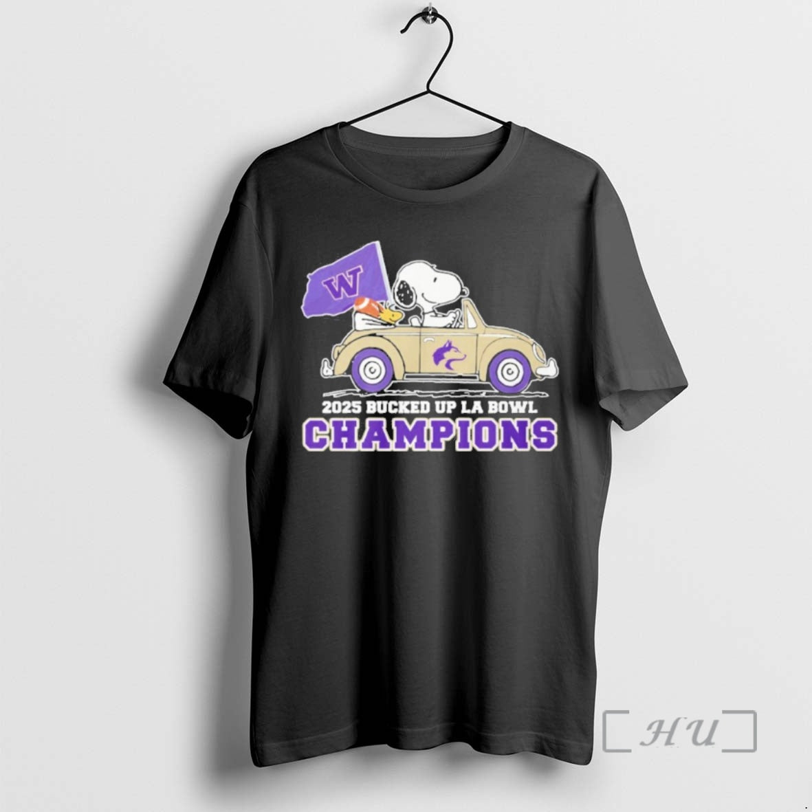 New The Peanuts Driving Car X Washington Huskies La Bowl Champions Premium T Shirts Sweater Hoodie, Sweatshirt