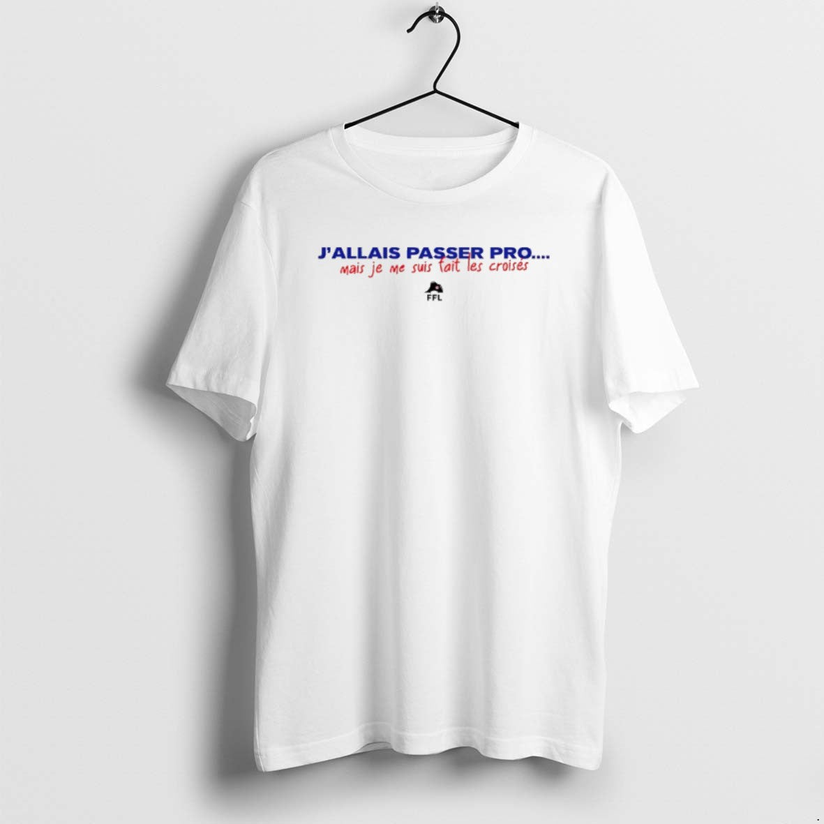 Official Jallais Passer Pro Mais Je Me Suis Fait Les Croises T-Shirts, Hoodie, Sweatshirt | PopFlextees.com