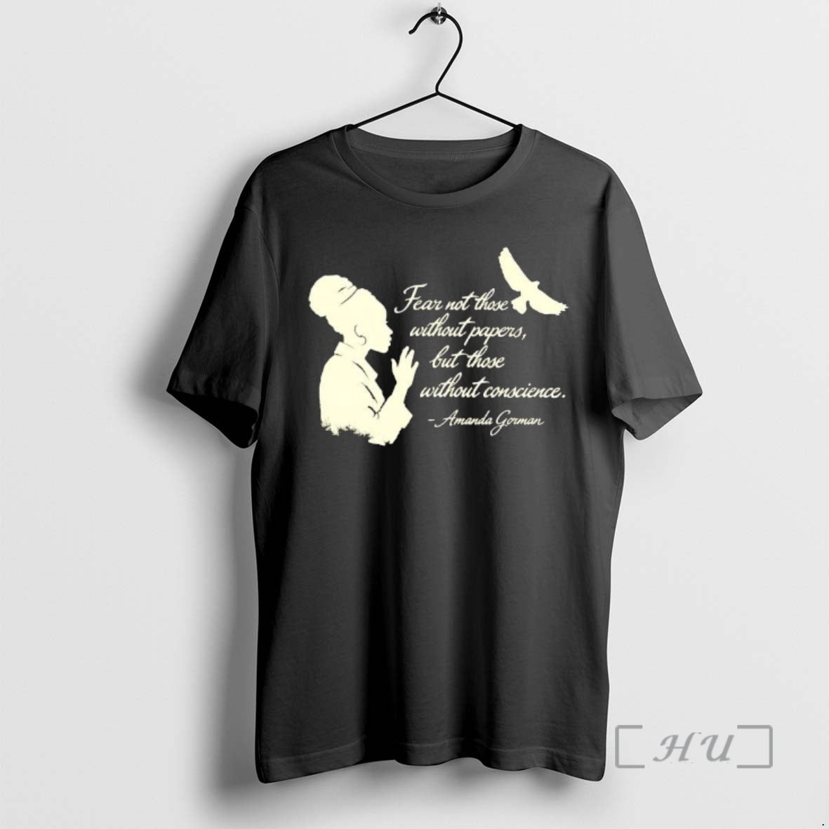 Officials Amanda Gorman Fear Not Those Without Papers But Those Without Conscience T-Shirts, Hoodie, Sweatshirt