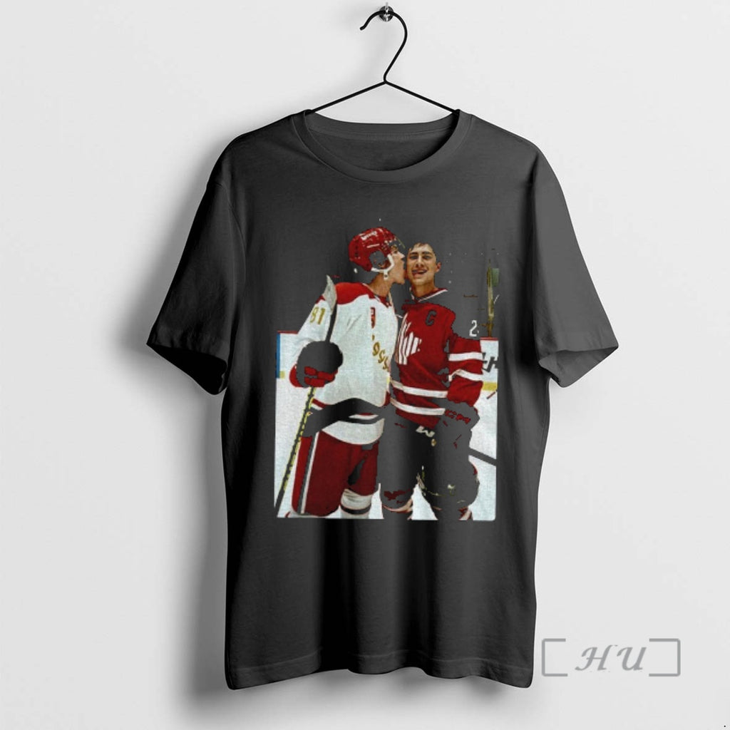 Officials Heated Rivalry Ilya Rozanov Licks Shane Hollander Face Photo T-Shirts, Hoodie, Sweatshirt | PopFlextees.com