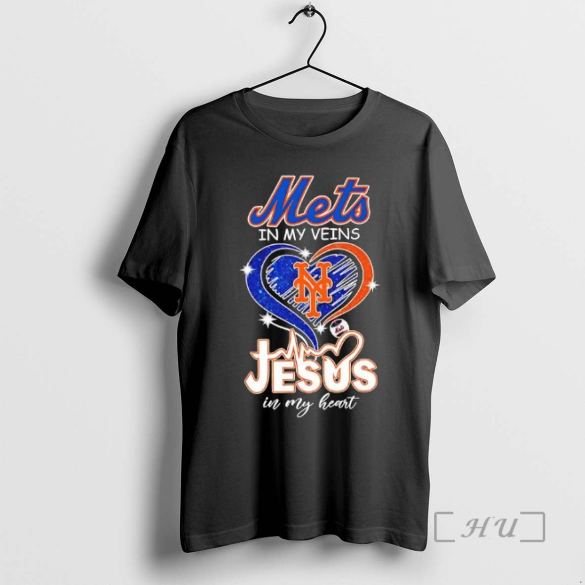 Officials New York Mets In My Veins Jesus In My Heart Graphic Logo Premium T-Shirts, Hoodie, Sweatshirt | PopFlextees.com