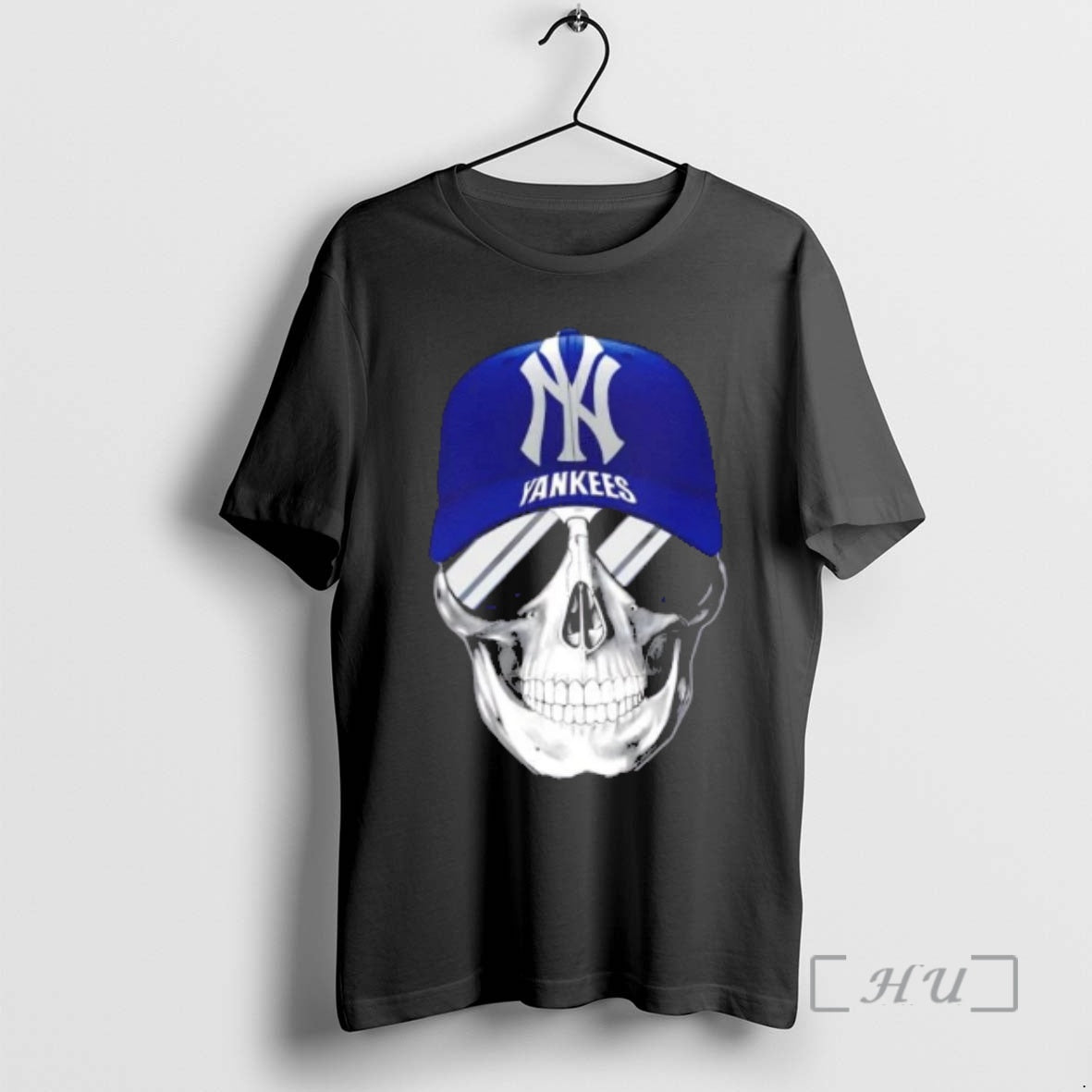 Officials Skull Wearing Cap New York Yankees Smiling Fans T-Shirts, Hoodie, Sweatshirt