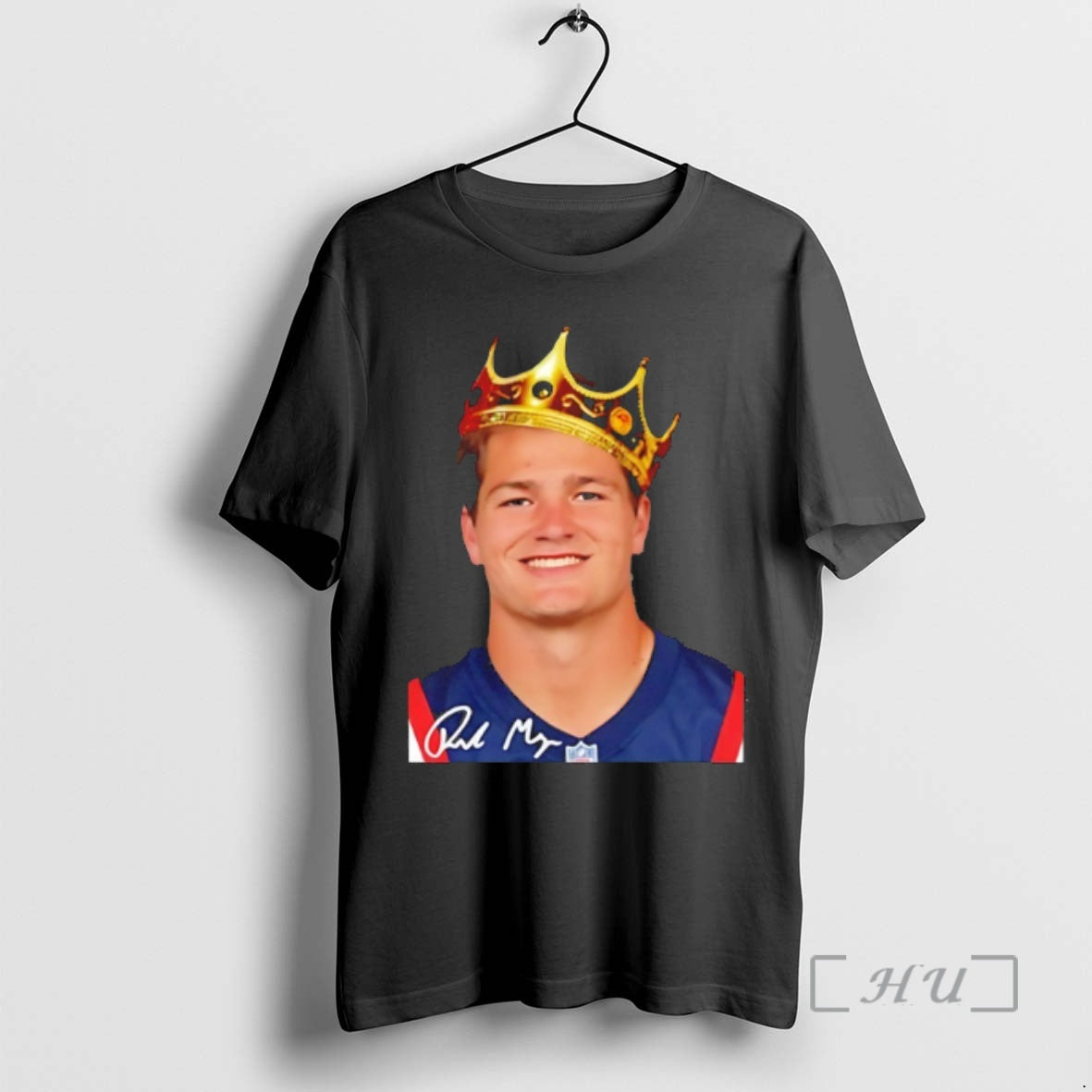 Officials The King Drake Maye New England Football Signature T-Shirts, Hoodie, Sweatshirt | PopFlextees.com
