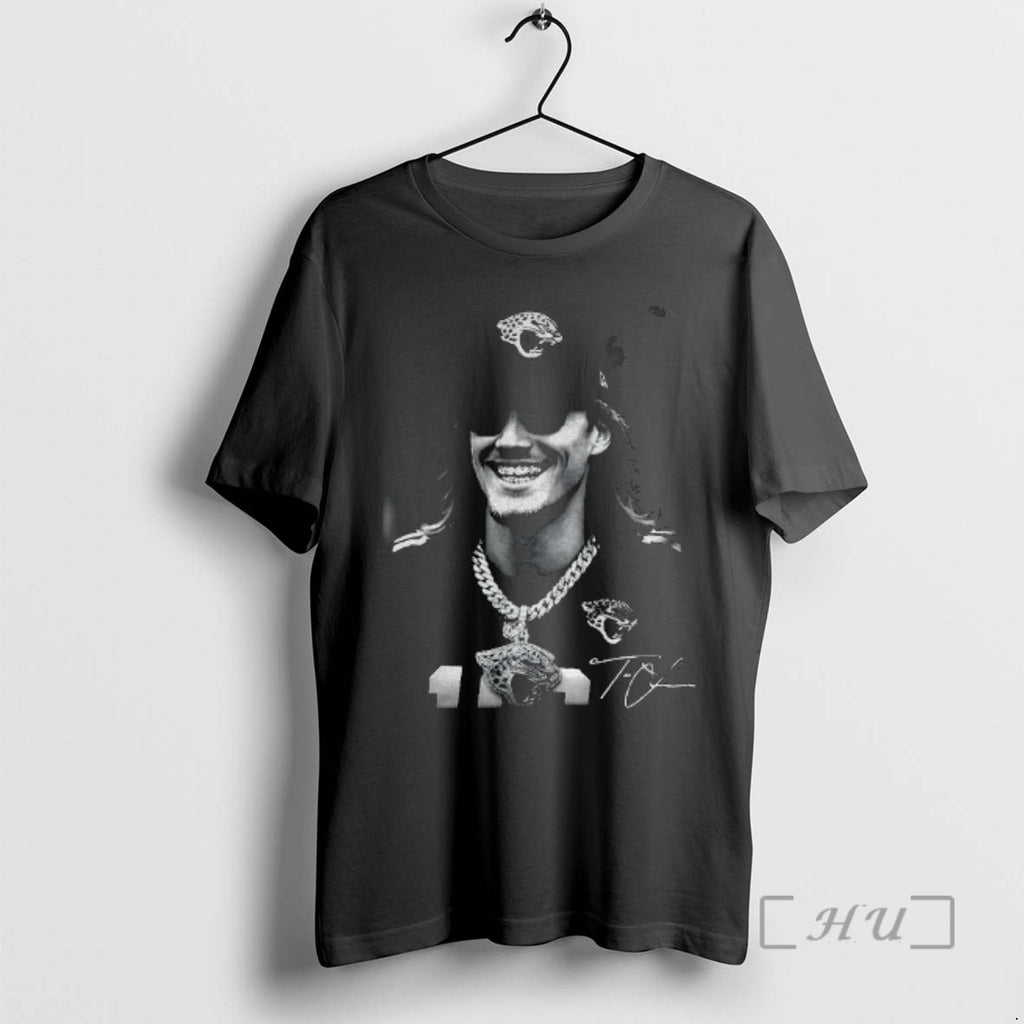Officials Trevor Lawrence Teeth Grillz Signature T-Shirts, Hoodie, Sweatshirt | PopFlextees.com