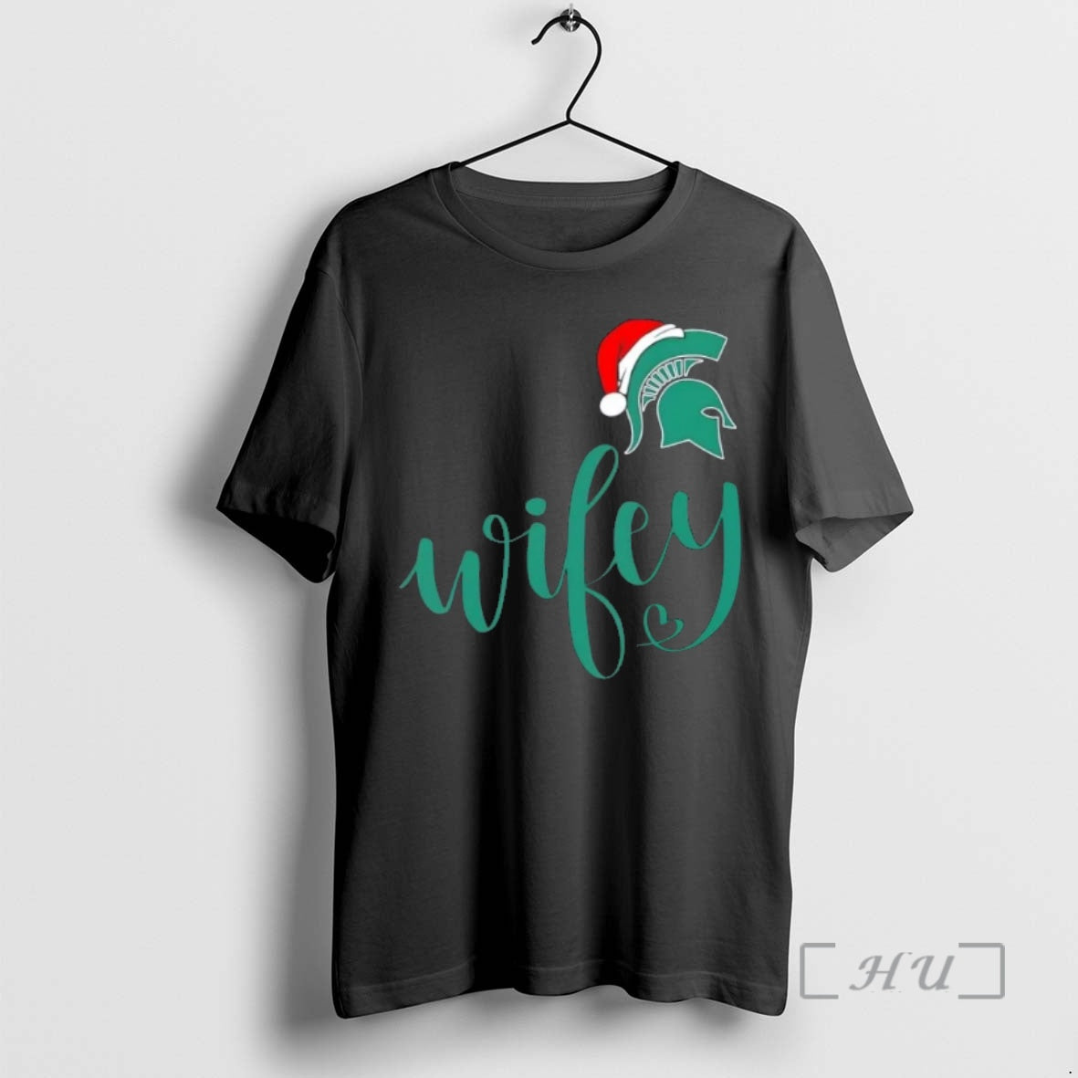 Officials Wifey Michigan State Spartans Santa Hat Merry Christmas T-Shirts, Hoodie, Sweatshirt | PopFlextees.com