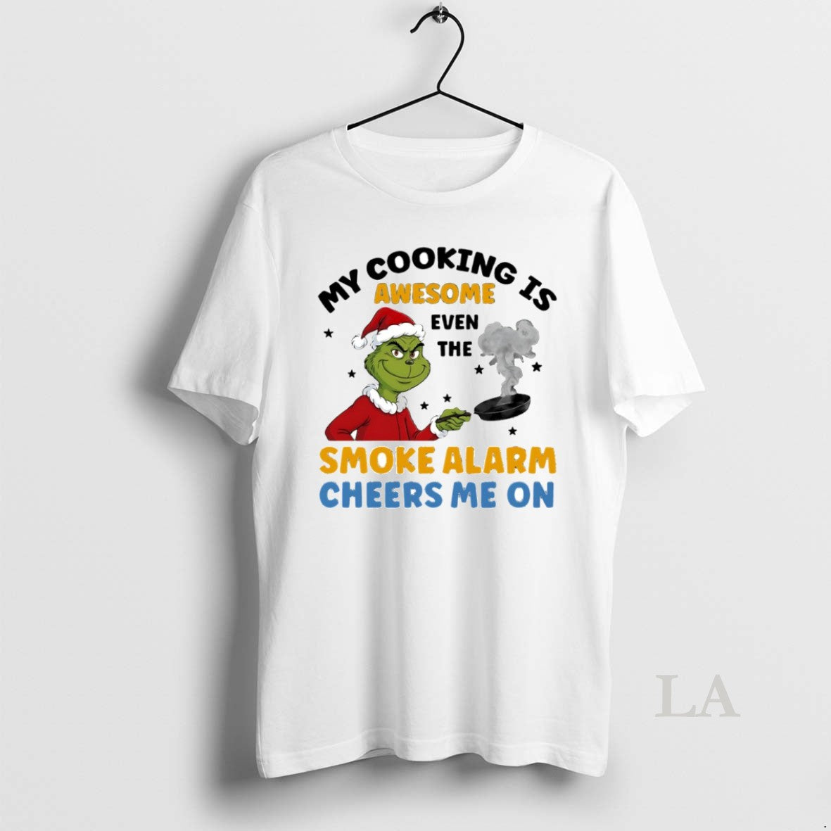 Original Grinch My Cooking Is Awesome Even The Smoke Alarm Cheers Me On Circle T-Shirts, Hoodie, Sweatshirt | PopFlextees.com