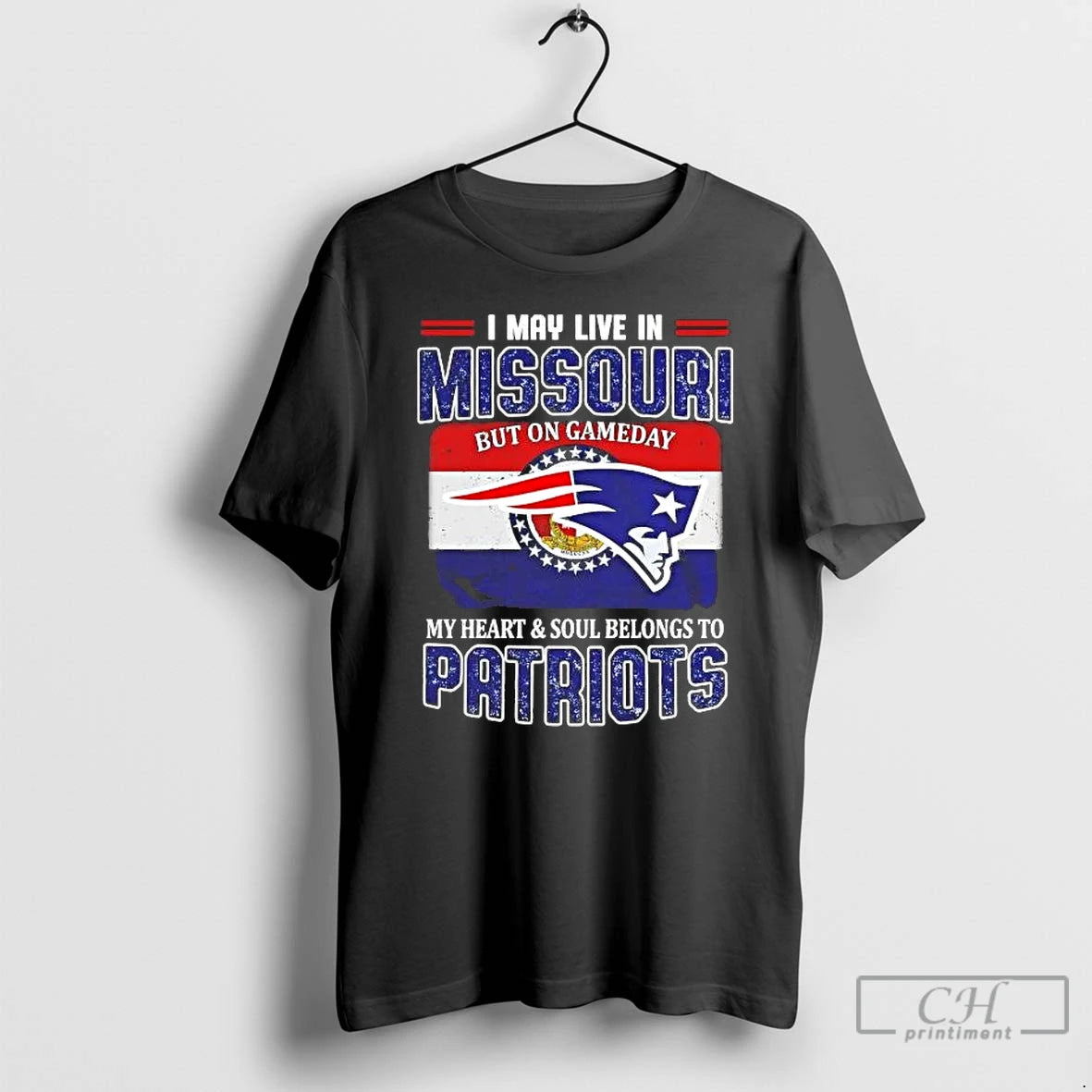 Premium On Gameday My Heart And Soul Belongs To Patriots I May Live In Missouri T-Shirts, Hoodie, Sweatshirt