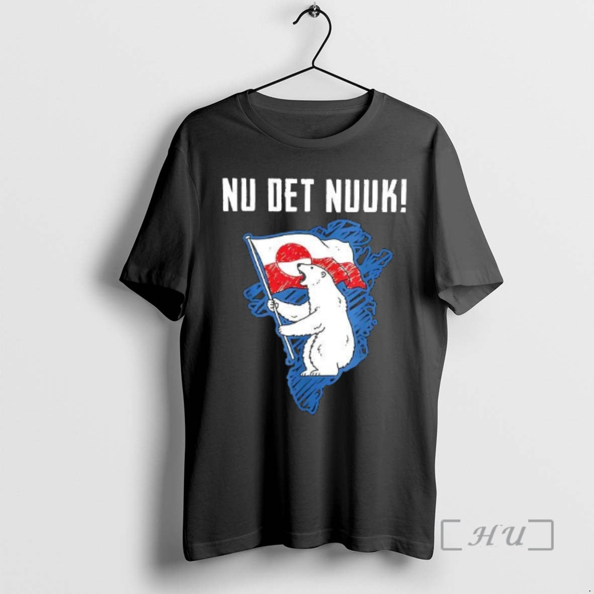 Trending Nu Det Nuuk Greenlanders I Stand With Greenland Polar Bear Holding Flag Premium T-Shirts, Hoodie, Sweatshirt