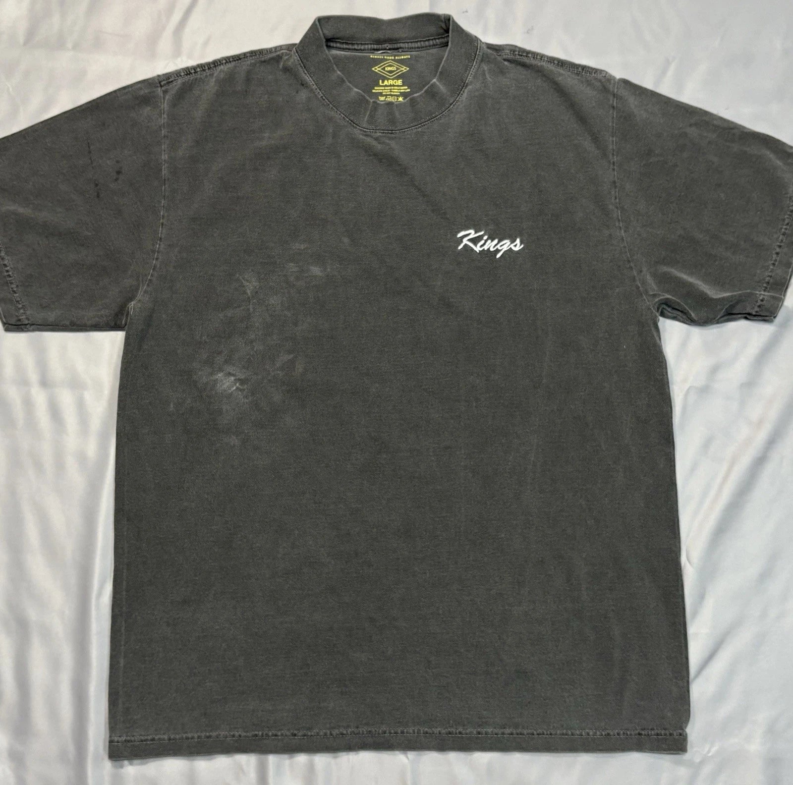 Kings Vintage Wash T‑Shirt Men’s Large Charcoal Gray Minimal Logo Streetwear