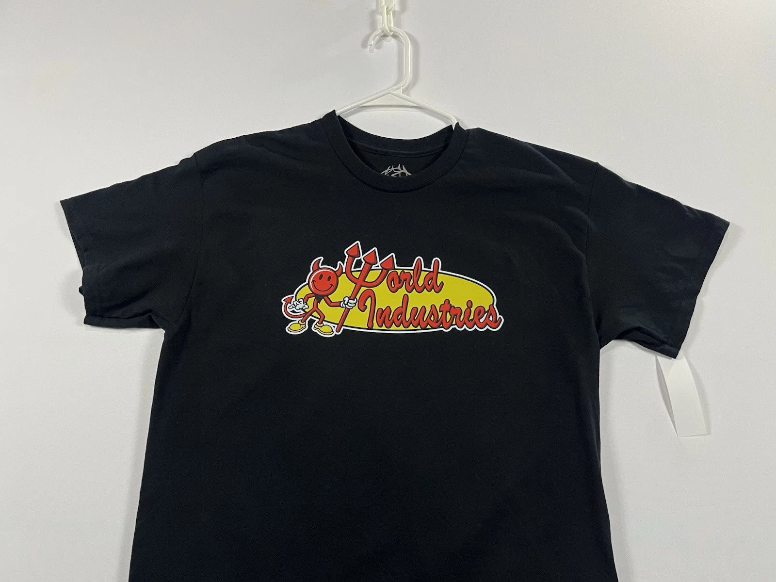 World Industries T-Shirt (Adult Size Small) Retro-Logo, Vintage Skateboard 90s
