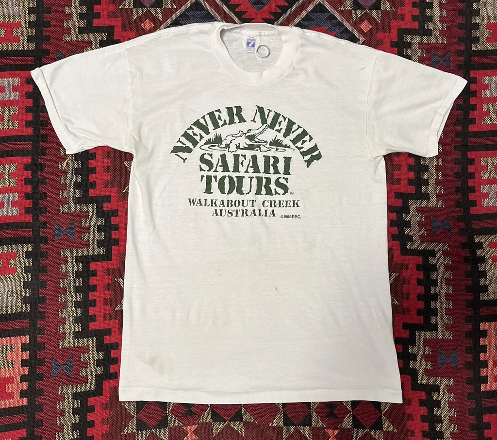 Vintage Crocodile Dundee Shirt Movie Promo Never Never Safari Tours M 1988  ￼