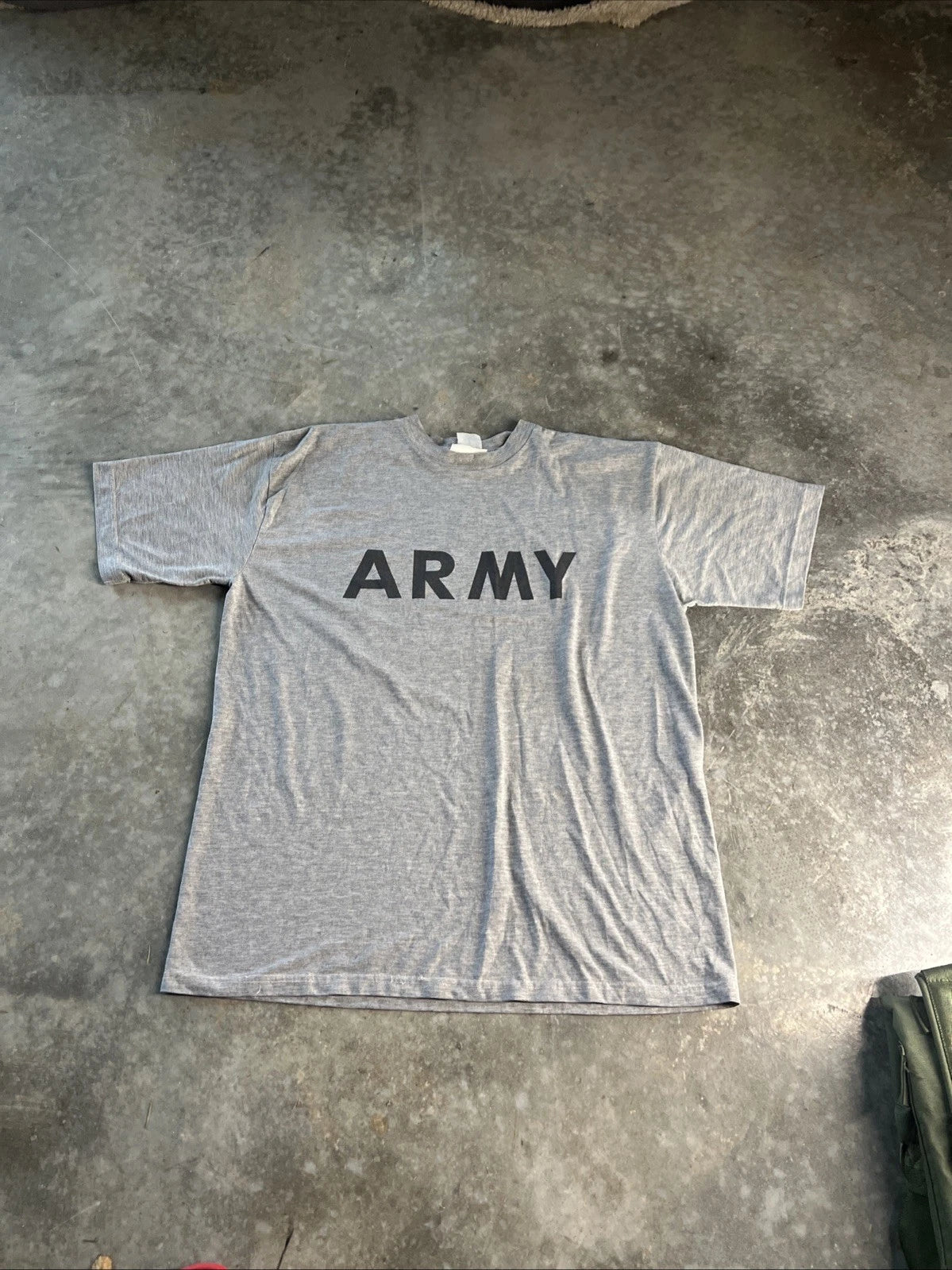 Vintage US Army Shirt Mens  Gray PT Military Issue Fitness Work Out Size Large