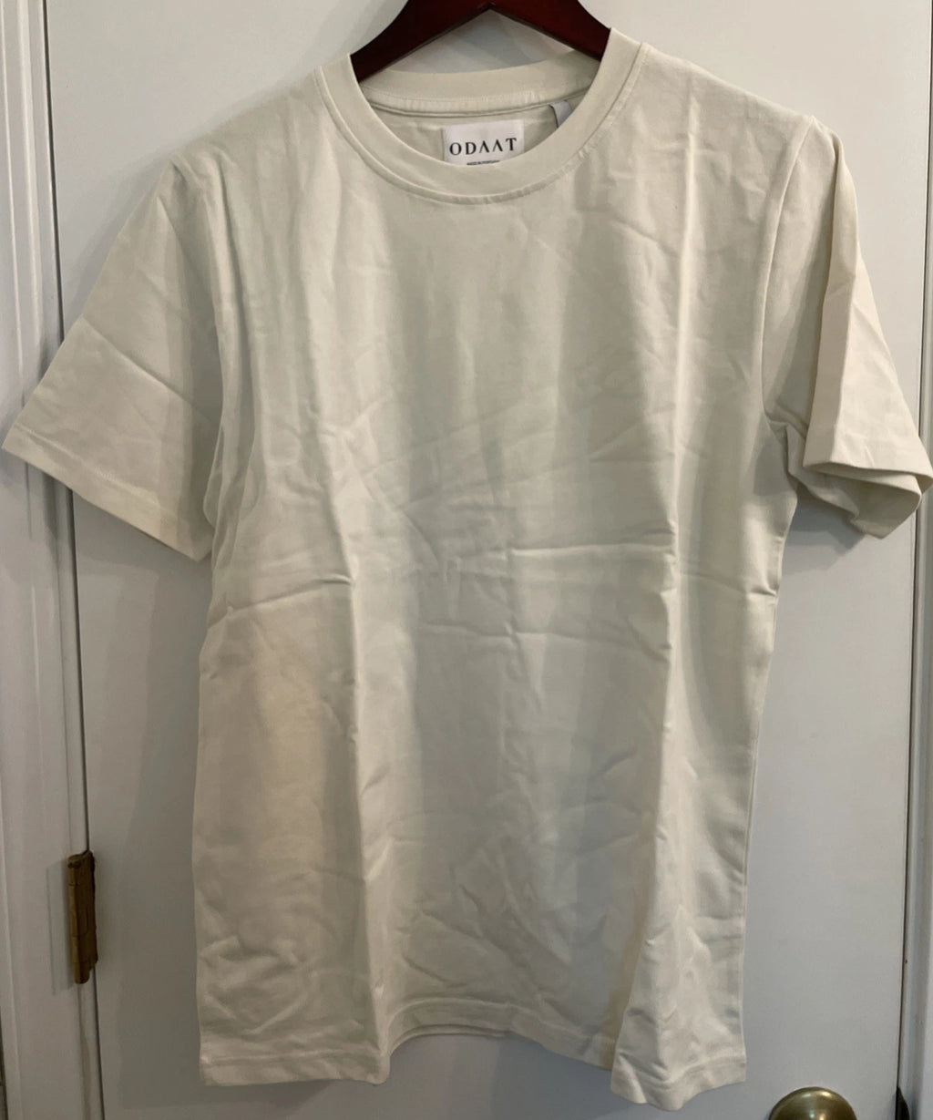 ODAAT 100% Organic Cotton Cream T-Shirt Short Sleeve Small NWT
