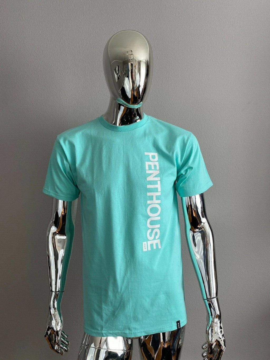 HUF Worldwide Men Aqua Graphic T-Shirt Size M