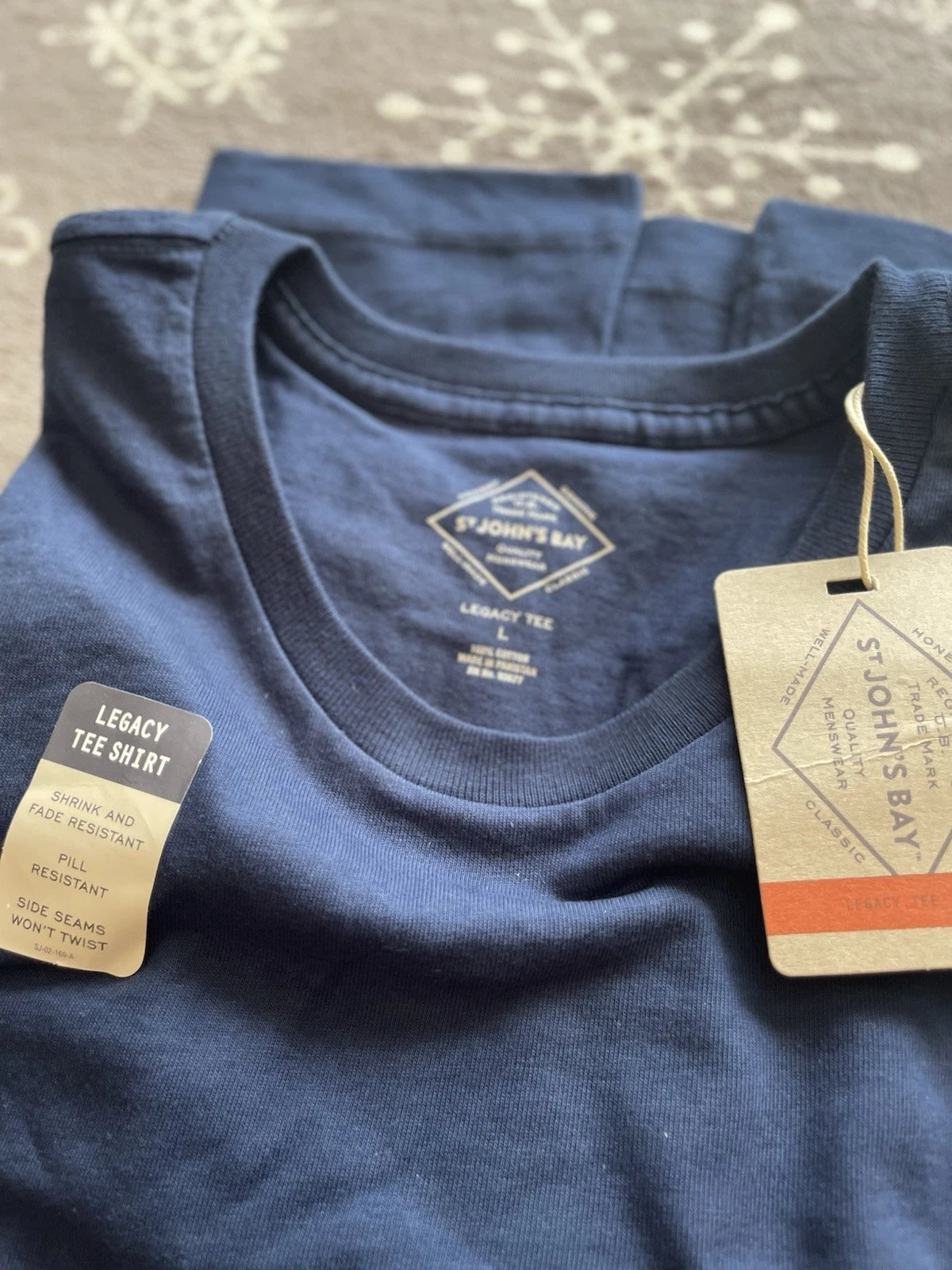 St Johns Bay Legacy Tee Shirt Large Blue Men’s 100%  Cotton Casual NWT.