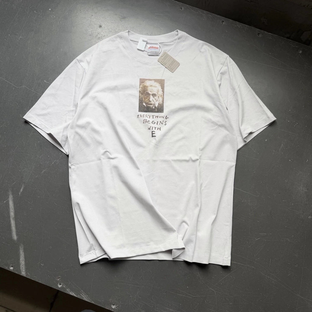 Vintage Einstein Graphic Tee Unisex Loose Fit Retro Streetwear Short Sleeve Top