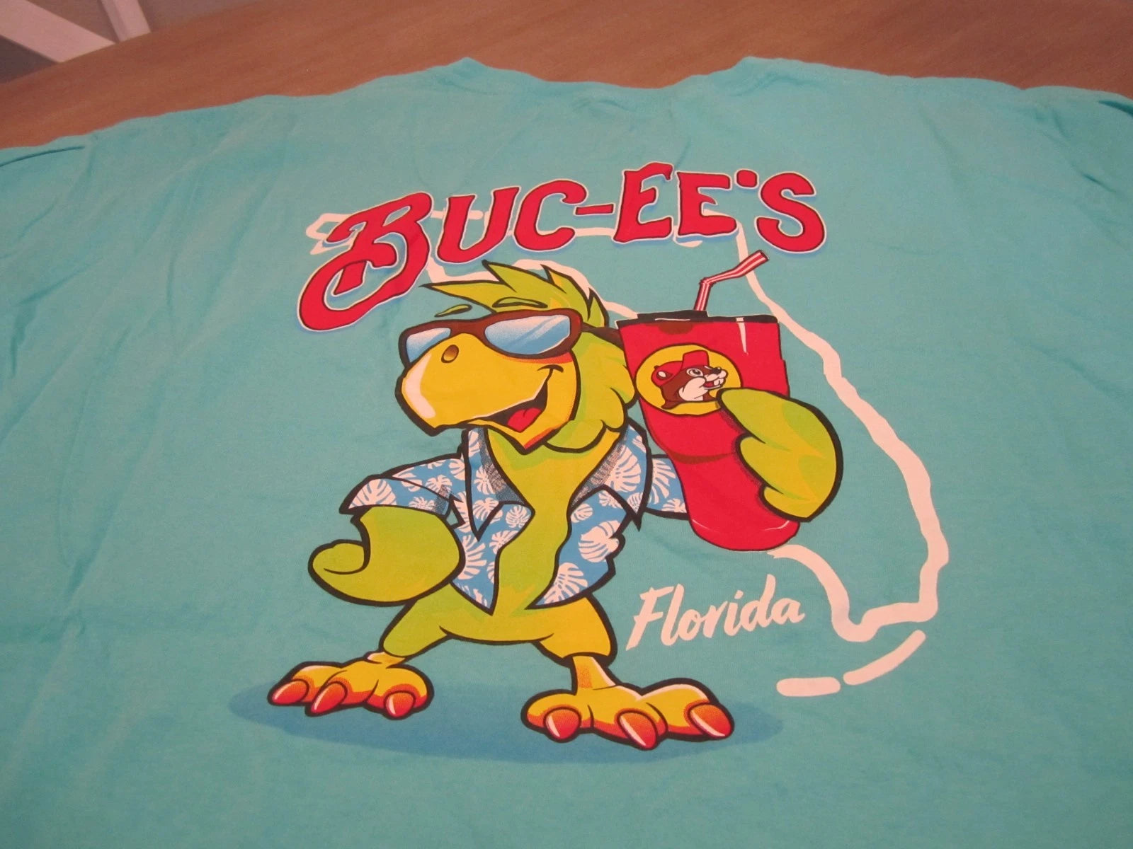 Buc-ee's Bucees Florida T-Shirt Teal Blue Parrot Graphics Size 3XL WOW!!!!