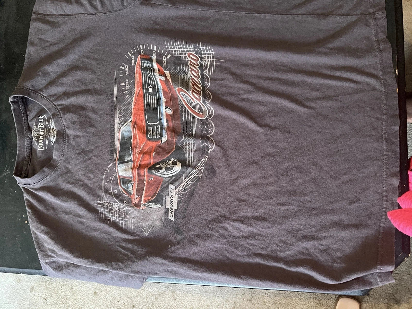 Camero T-shirt  Size L