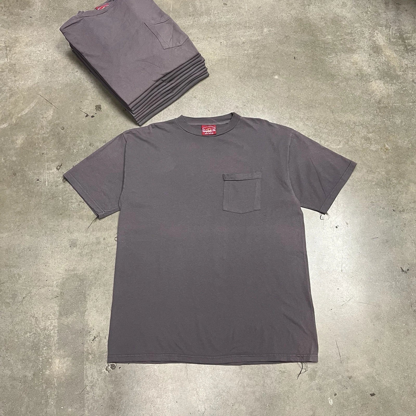 Vintage 90's Marlboro Country Store Pocket T Shirt Charcoal Grey Mens One Size