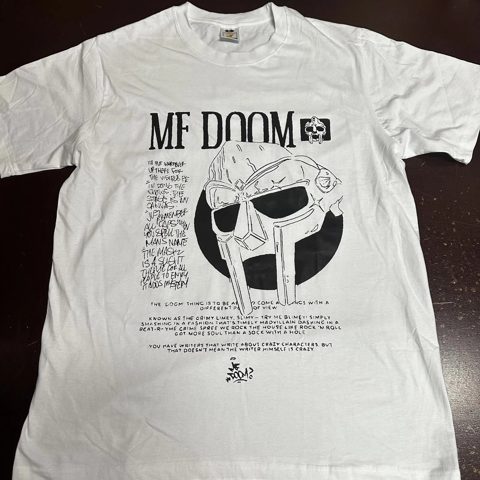 MF Doom the ILLEST villain graphic WHITE  T-shirt men’s L or XL