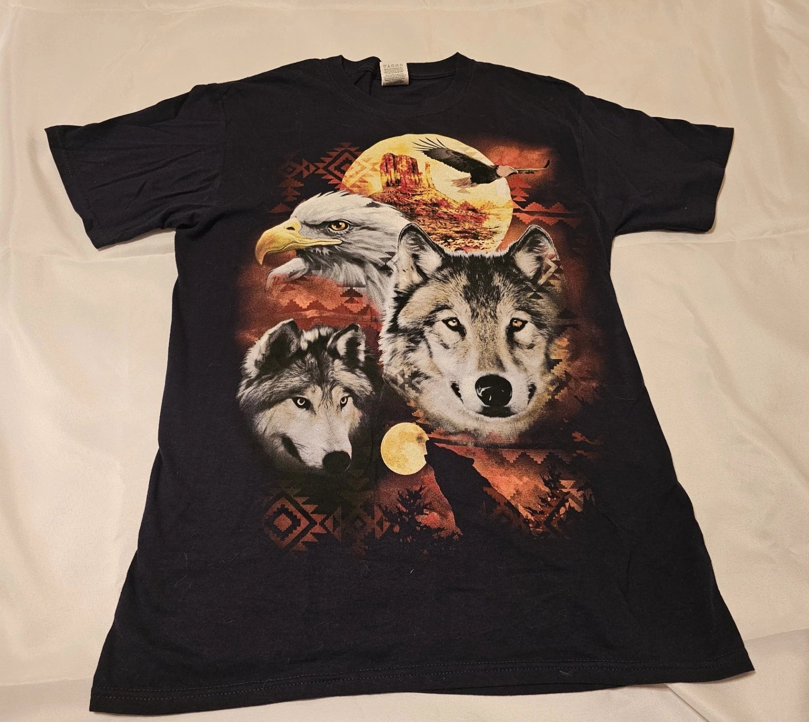 JERZEES Desert Moon Wolf and Eagle Dark Blue Shirt - Adult Size Small