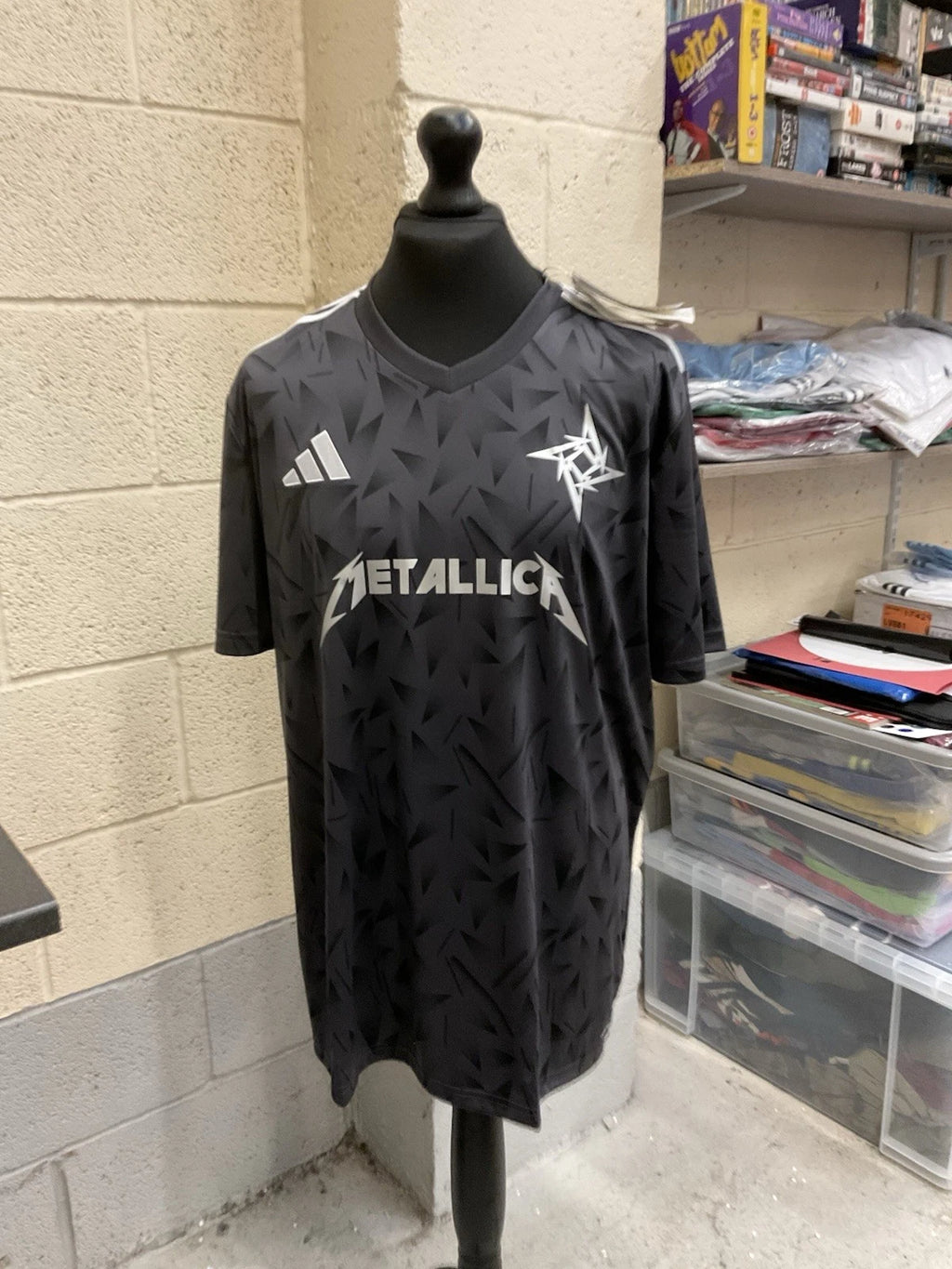 Metallica Hetfield 13 Football Shirt custom Size XL