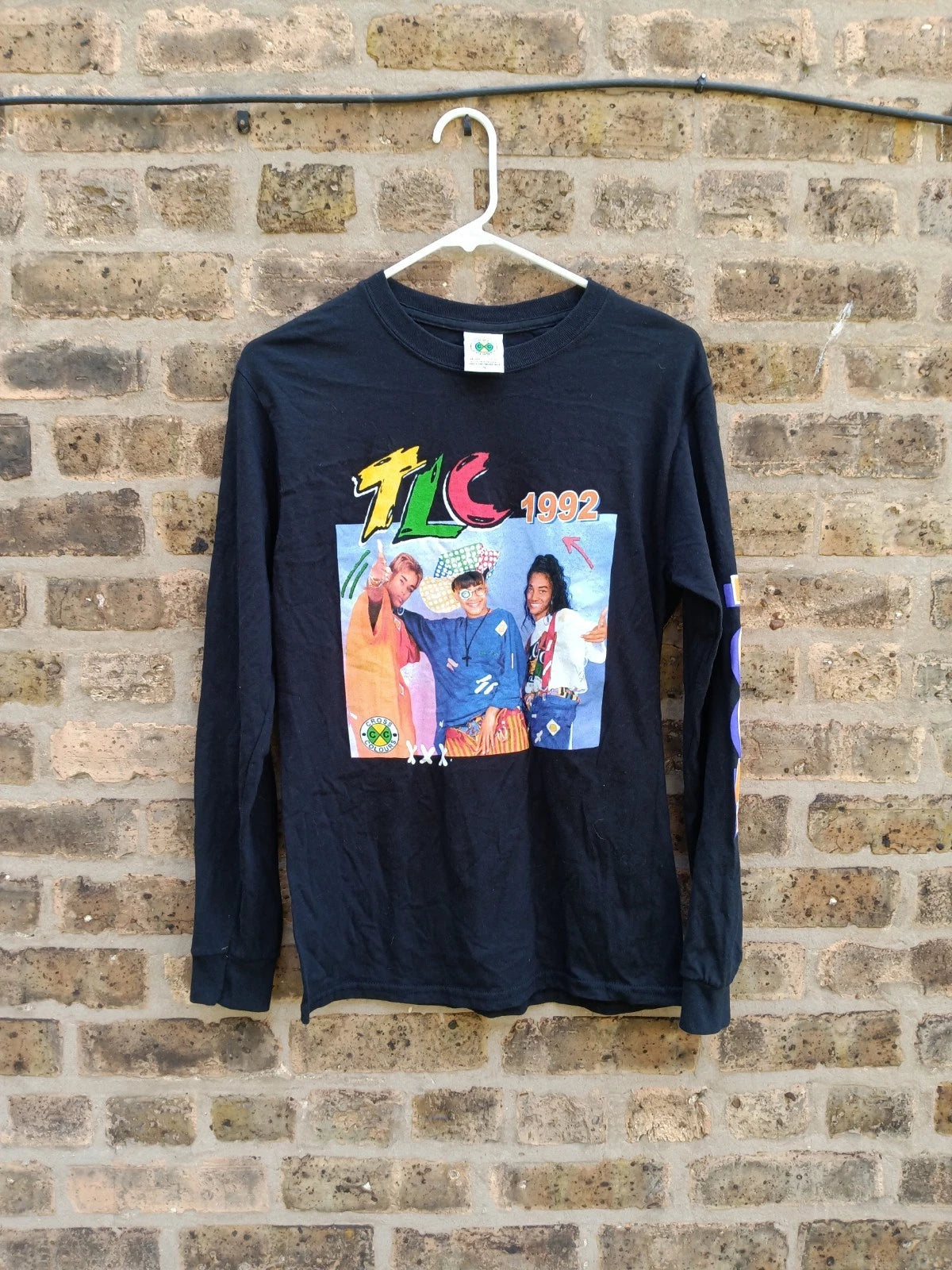 Vintage Cross Colours TLC 1992 Hip Hop Graphic Retro 90s Y2K Shirt Small Grunge