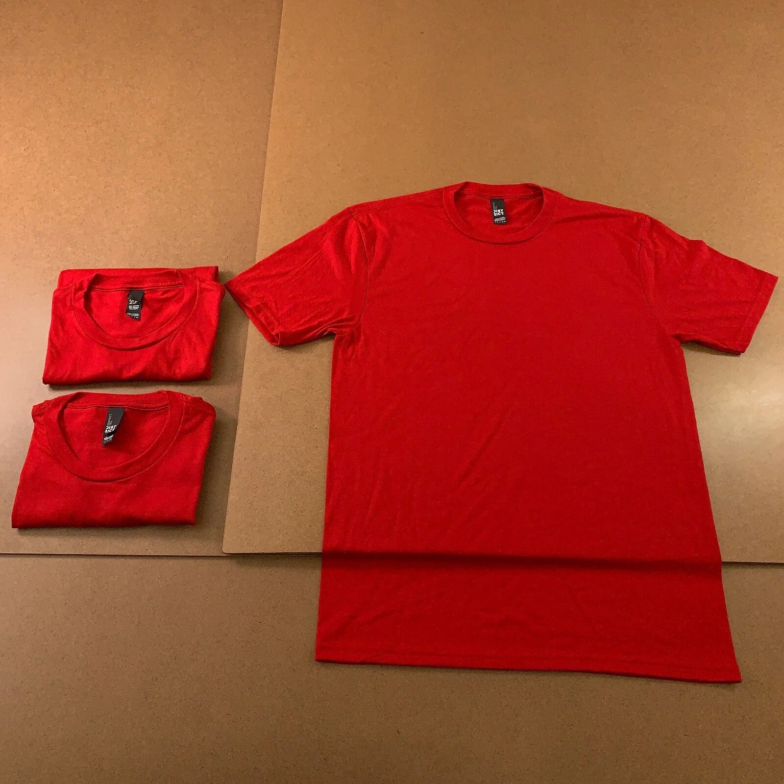 Lot of 3 District Perfect Tri Adult Small Red Short Sleeve Crew Neck T-Shirt New