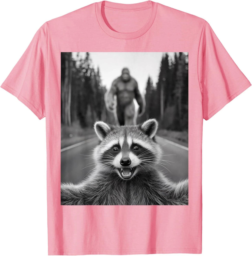 Scared Raccoon Selfie With Sasquatch Bigfoot , Funny Raccoon T-Shirt