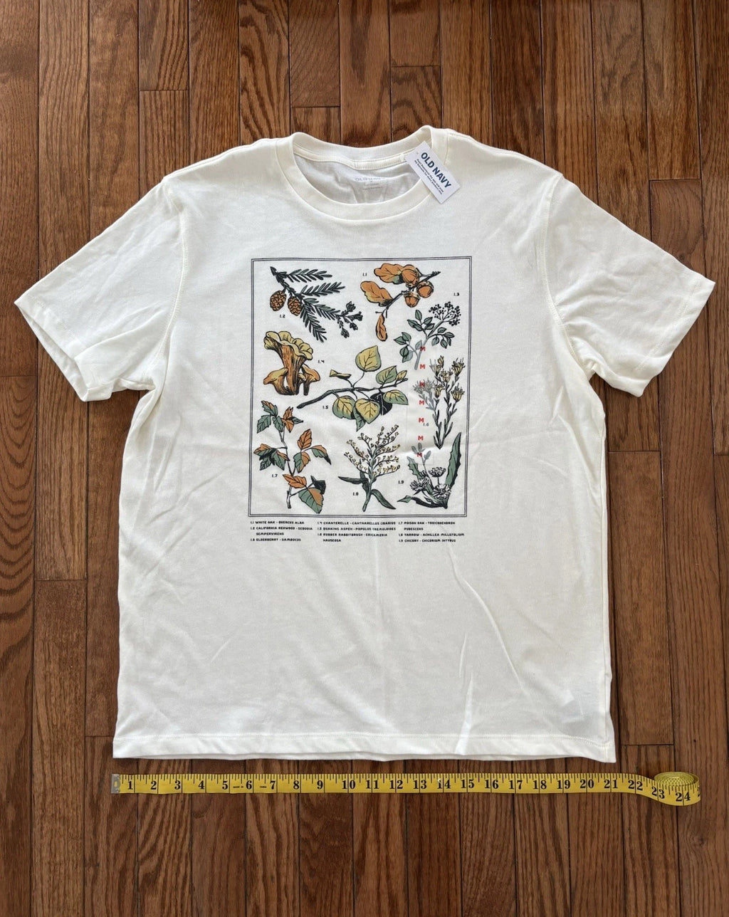 NWT Mens Medium Nature Leaves  Mushroom Old Navy Soft Crewneck Graphic T Shirt