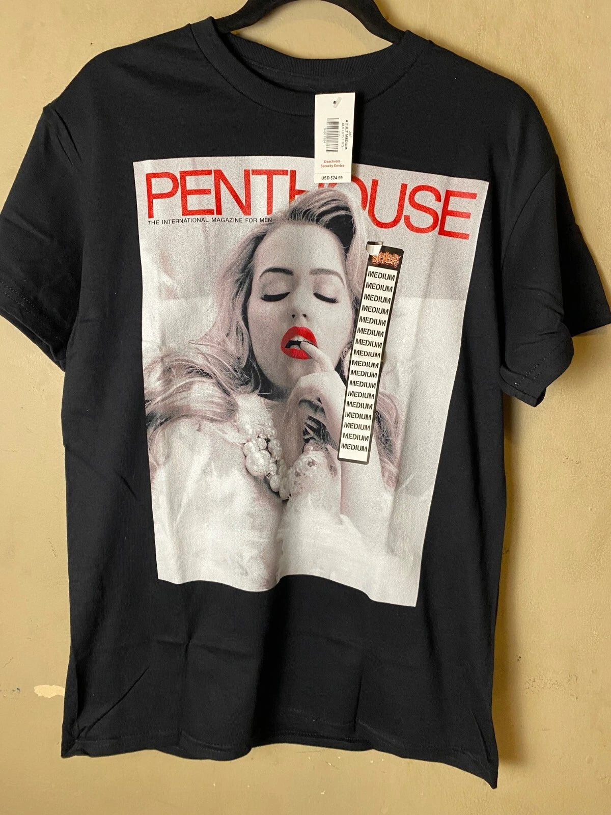 PENTHOUSE  Lady w/ finger on lips Ripple Junction Black Graphic Tee-NWT