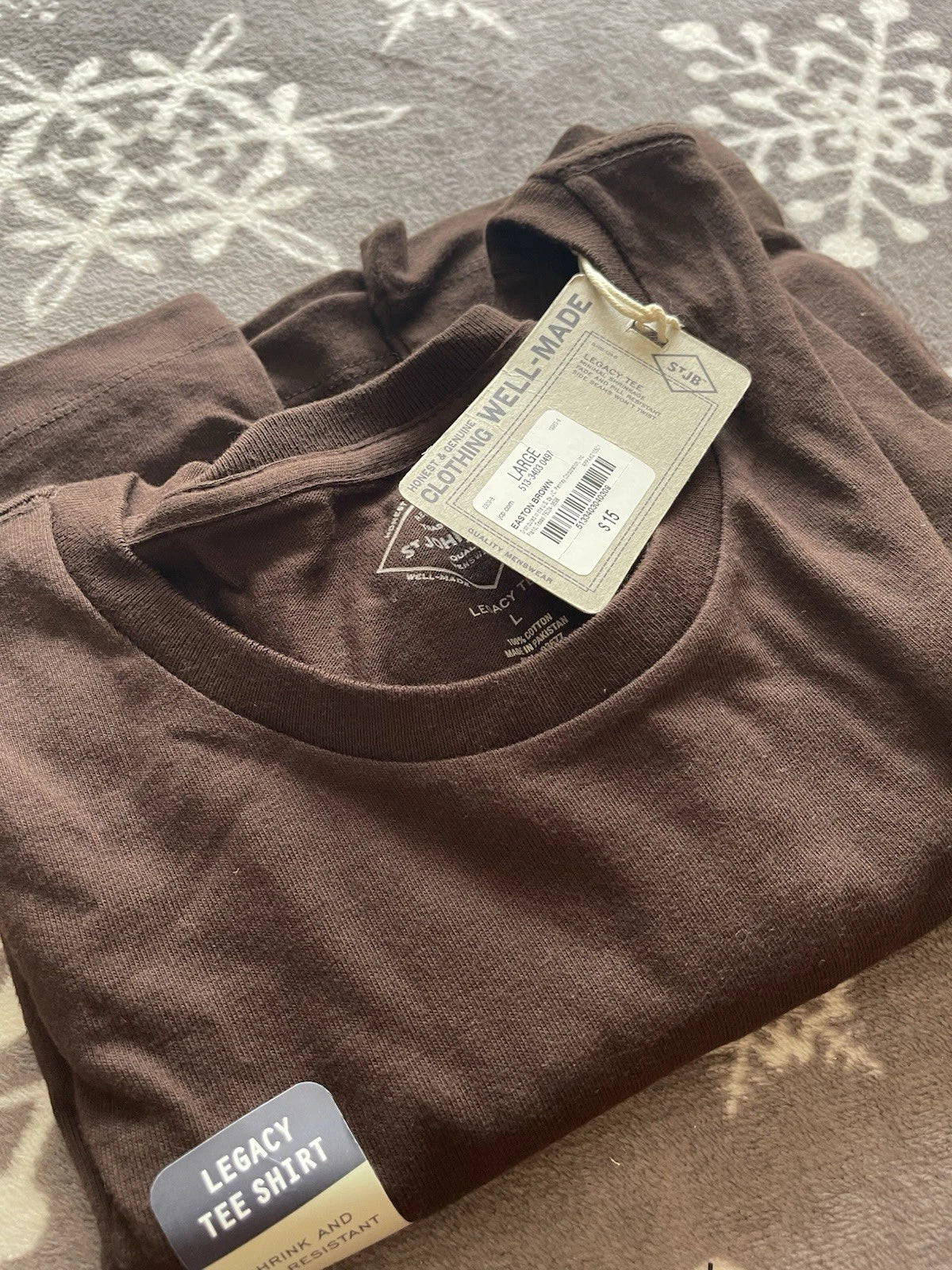 St Johns Bay Legacy Tee Shirt Large Dark Brown Men’s 100%  Cotton Casual NWT.