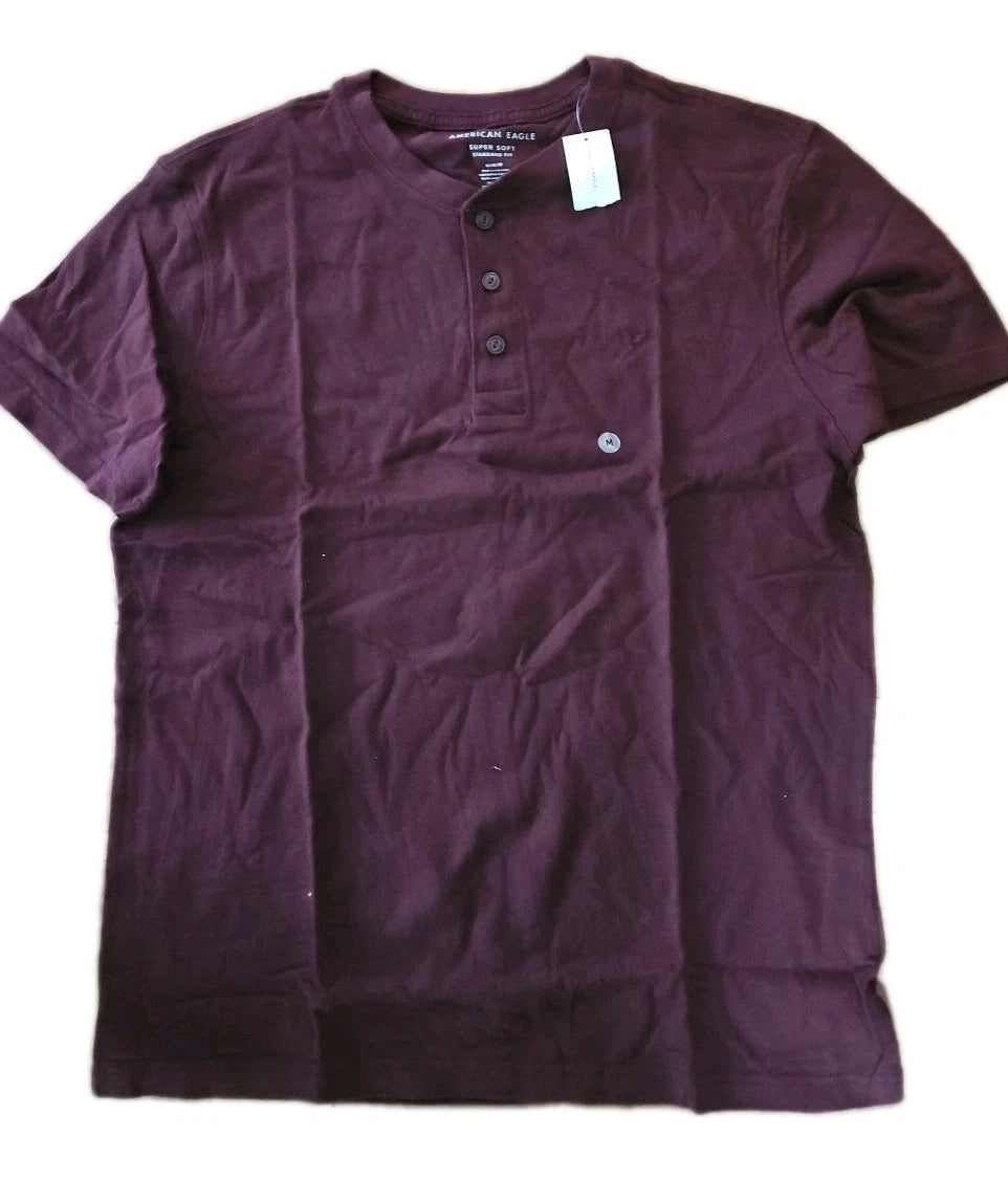 NWT American Eagle Men's Standard Fit 3Button Henly Cotton T Shirt Maroon Sm.