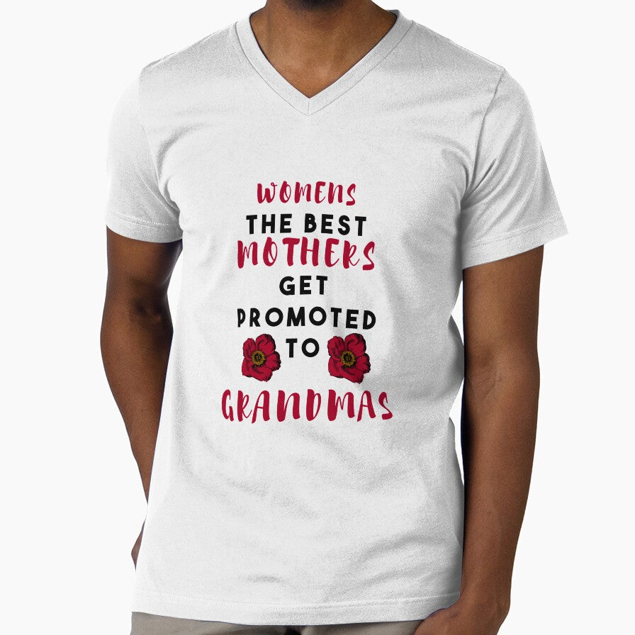 Womens Promoted to Grandma Est 2020 Best Funny Gift by Razan4U